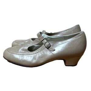 NEW! Spiess Woman's 7.5 Occupational ORTHO Comfort Shoes Low Heels Leather Beige